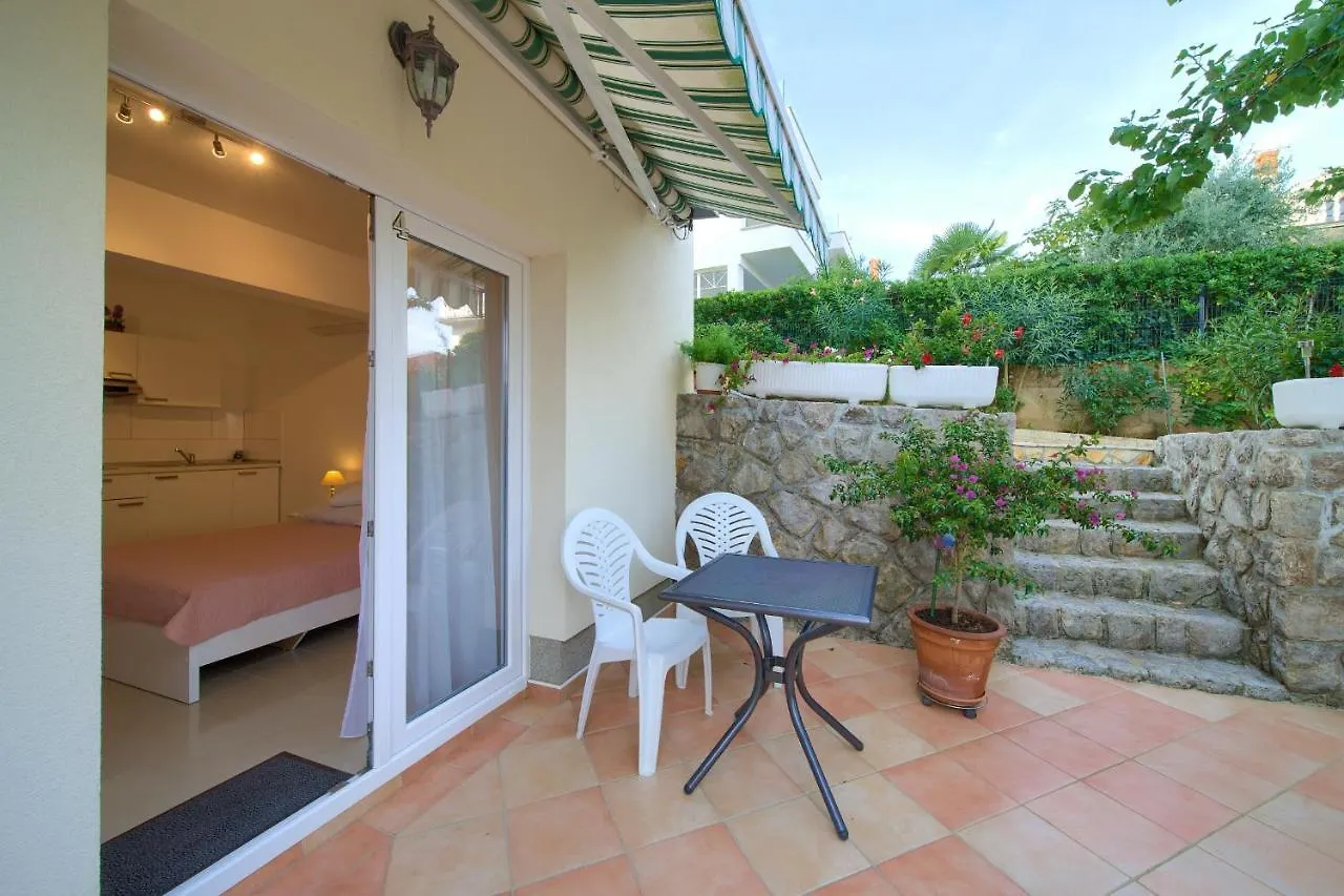 Lägenhet Apartmani Mara Matic Malinska Kroatien