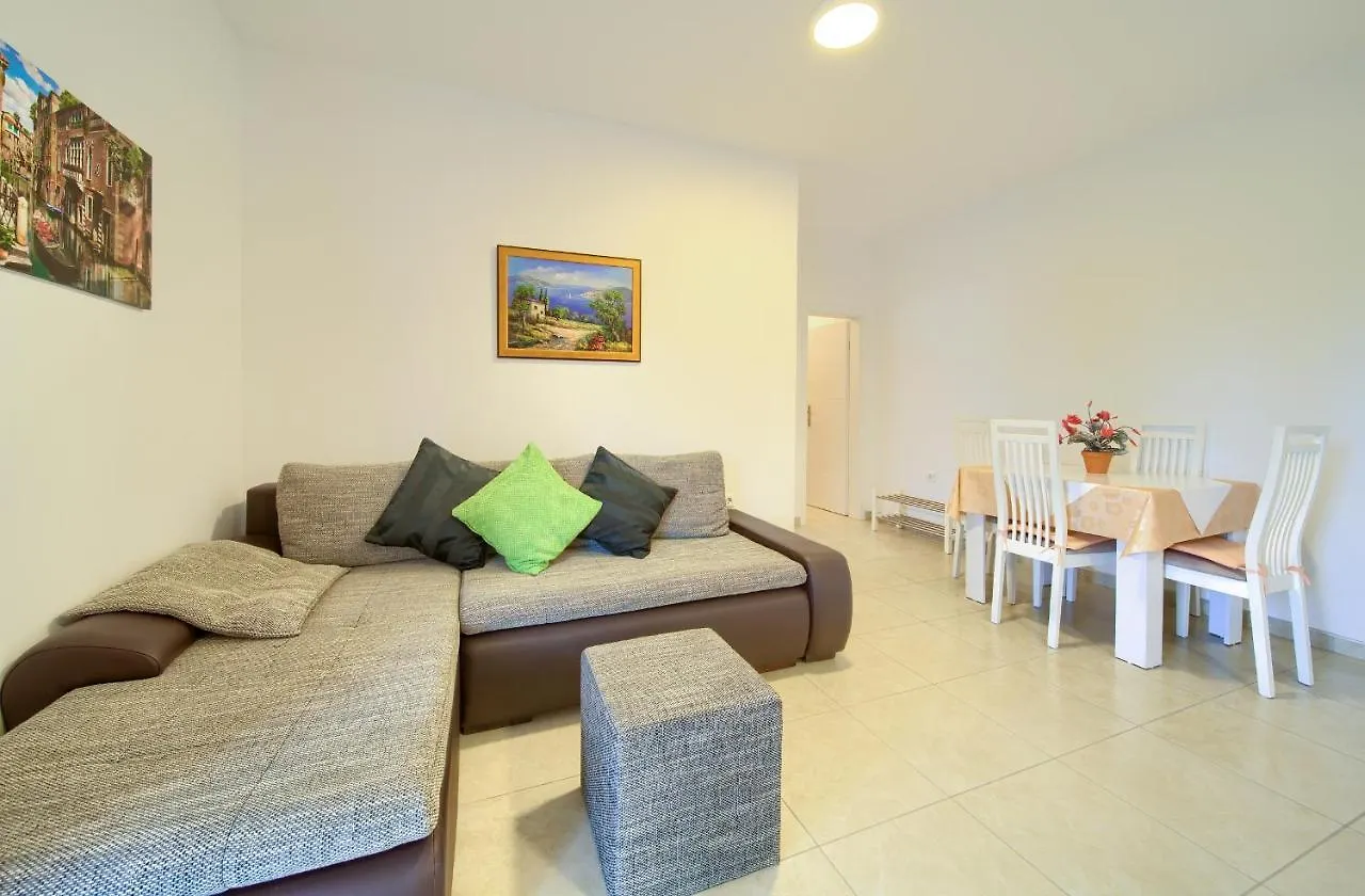 Apartmani Mara Matic Malinska