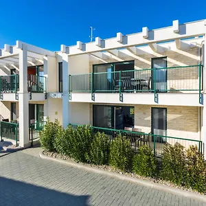 queen-beach-apartments.hotelinzadar.com/