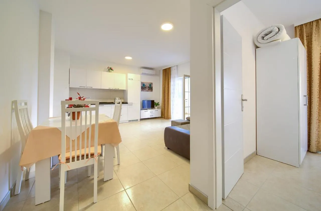 Apartment Apartmani Mara Matic Malinska