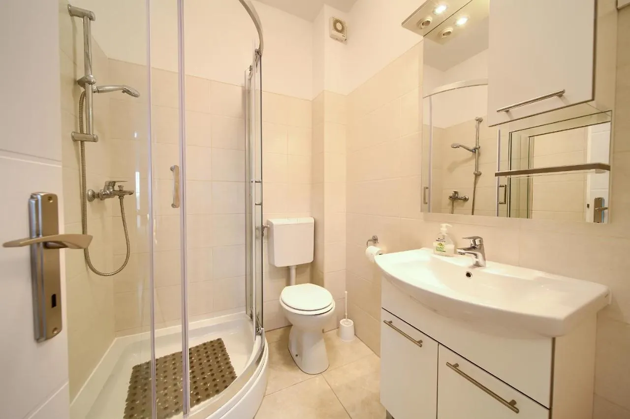 Apartmani Mara Matic Malinska