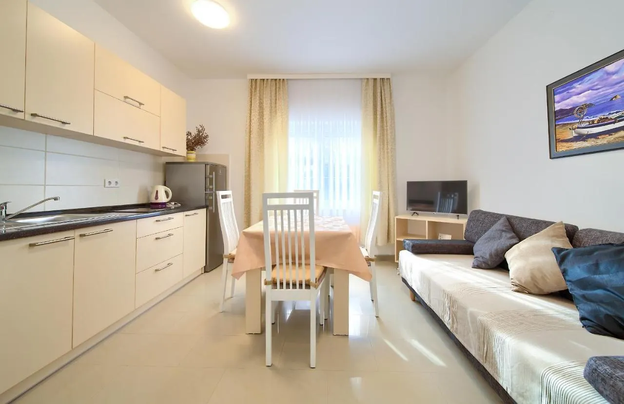 Apartment Apartmani Mara Matic Malinska